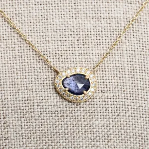 0.66ct Blue Sapphire necklace