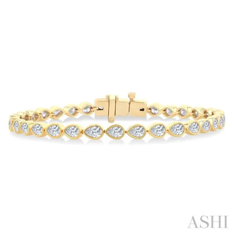 3 1/4 Ctw East-West Bezel Set Pear Cut Diamond Tennis Bracelet in 14K Yellow Gold