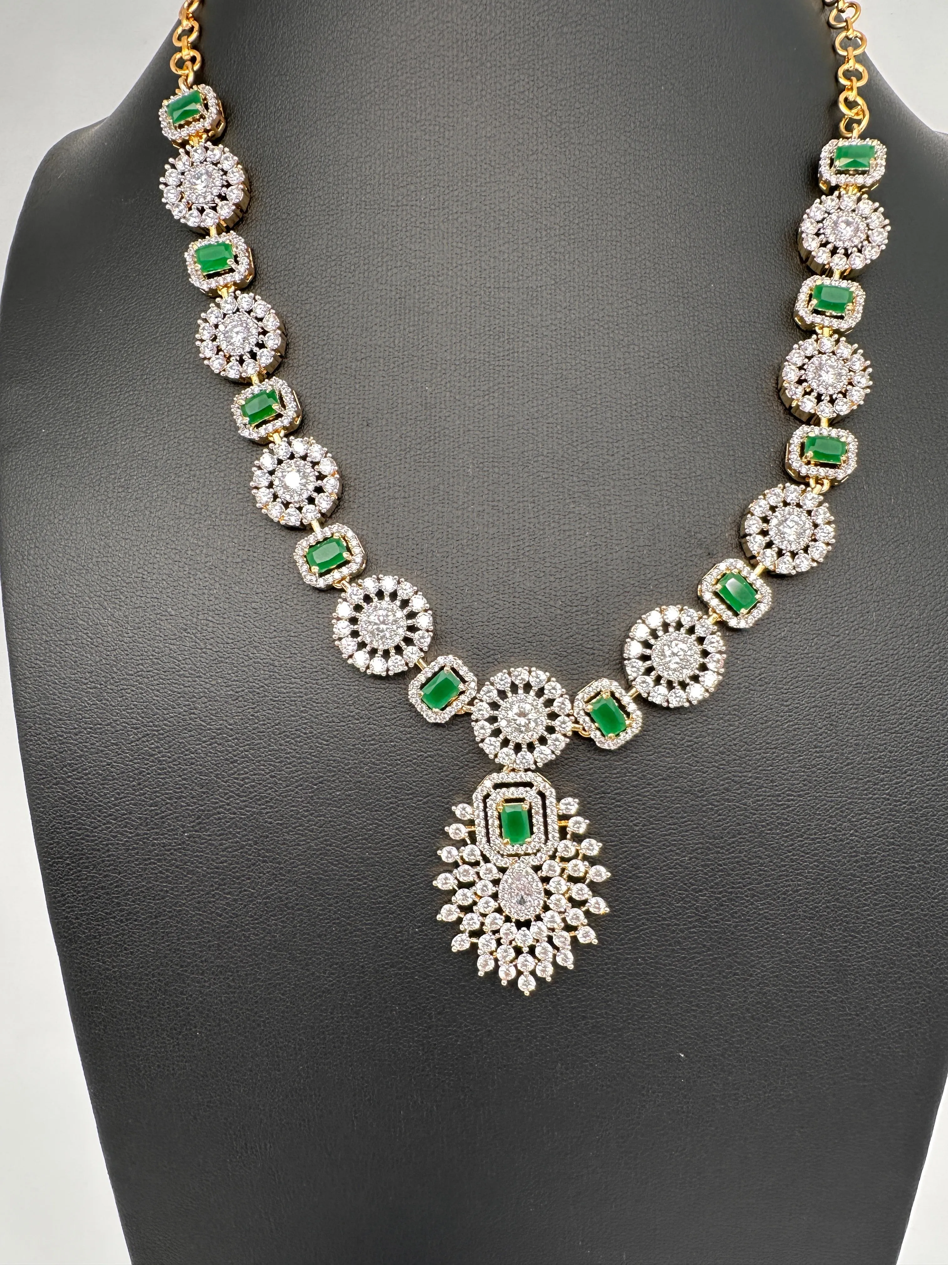 AD Color Stone Dainty Necklace