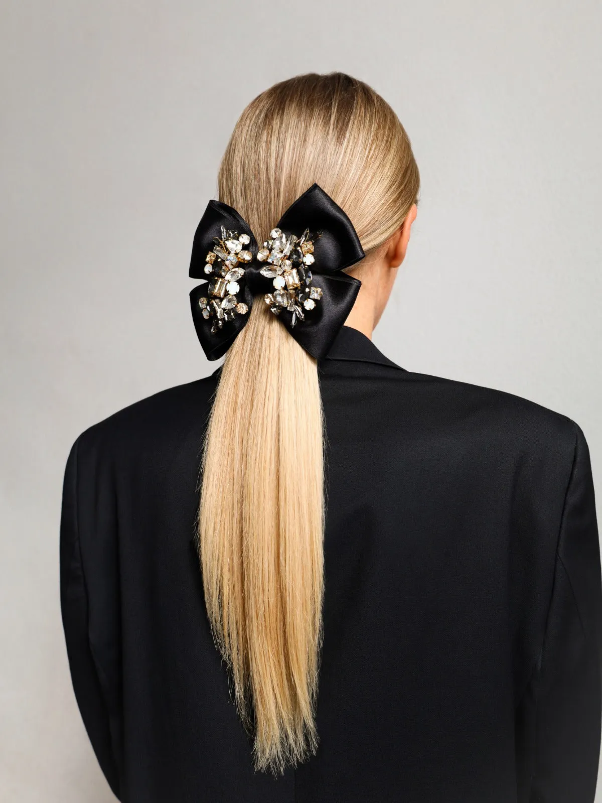 Black Bow Amelia