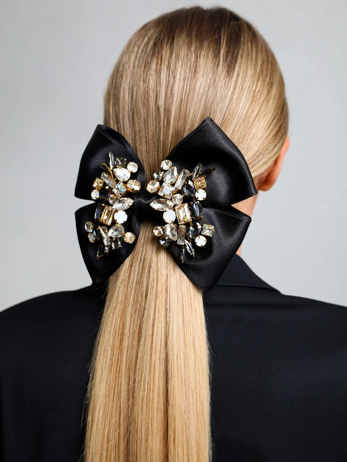 Black Bow Amelia