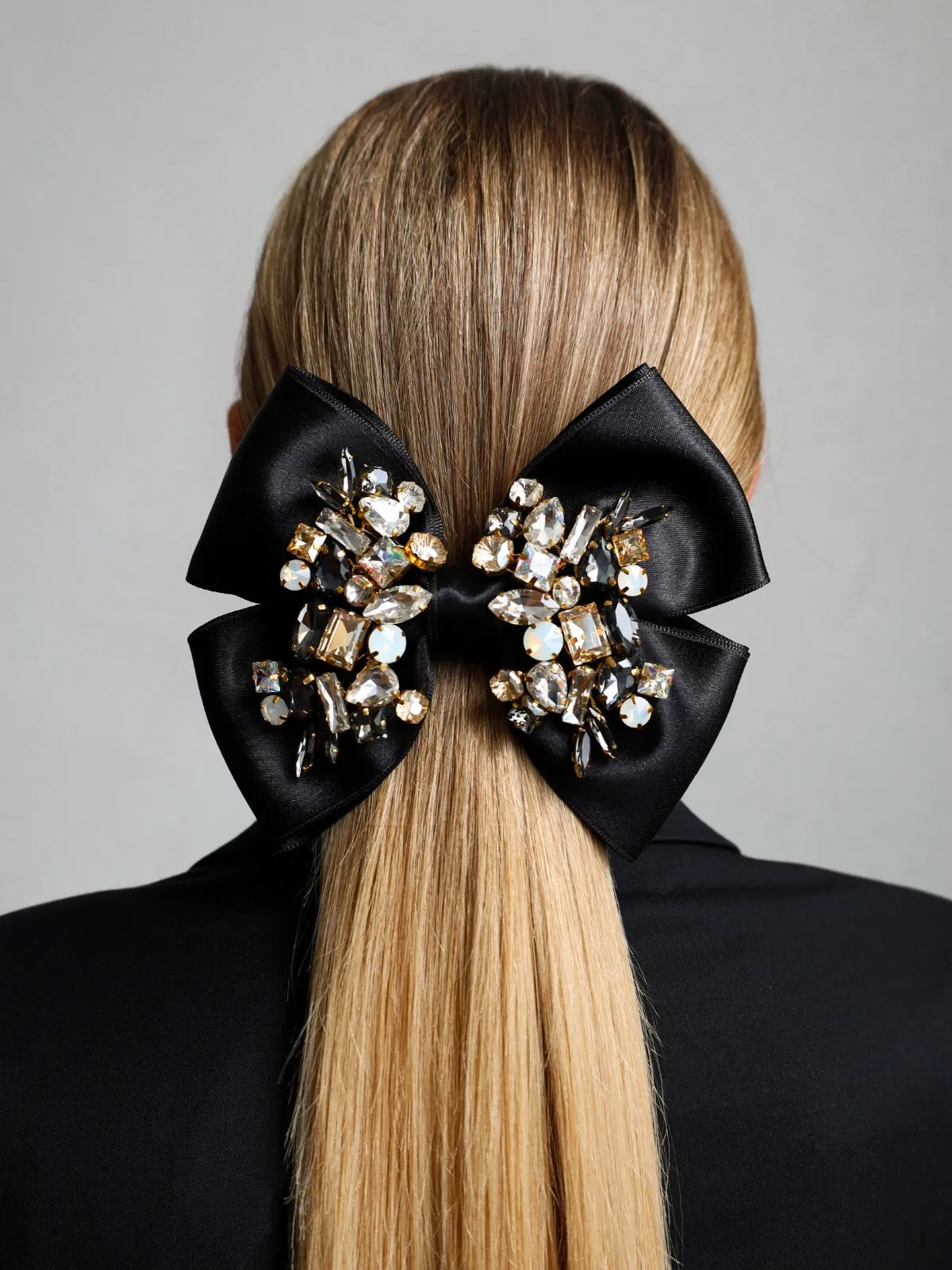 Black Bow Amelia