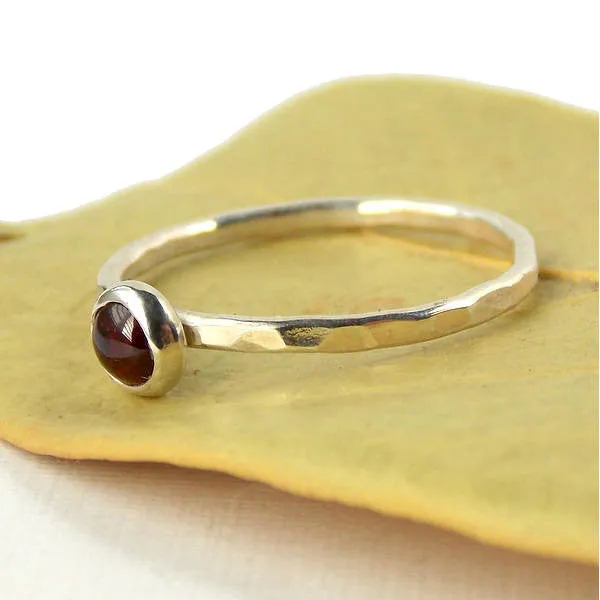 Garnet Hammered Band Stacking Ring - 925 sterling silver ring with 4mm red garnet cabochon - Stackable January Birthstone Ring - Gift for Her