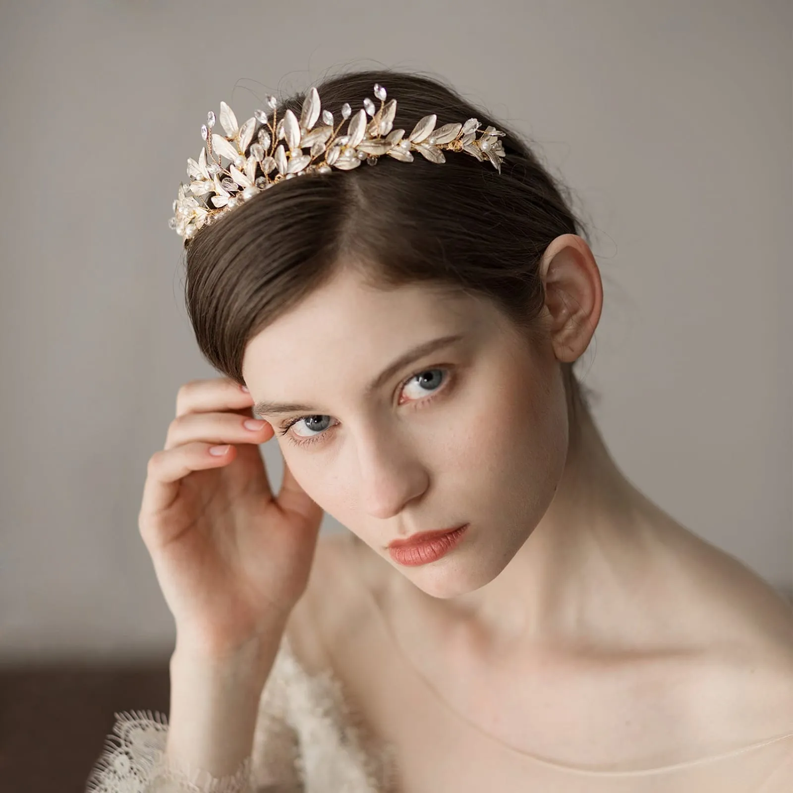 Golden Bride Crown Princess Headwear Wedding Hair Jewelry Vintage Headpieces