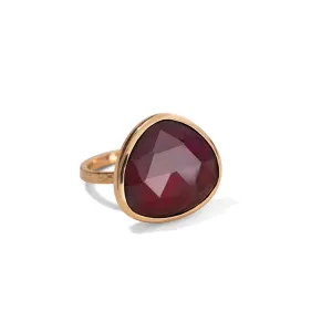 Pebble Ring, Garnet, 9kt Yellow Gold