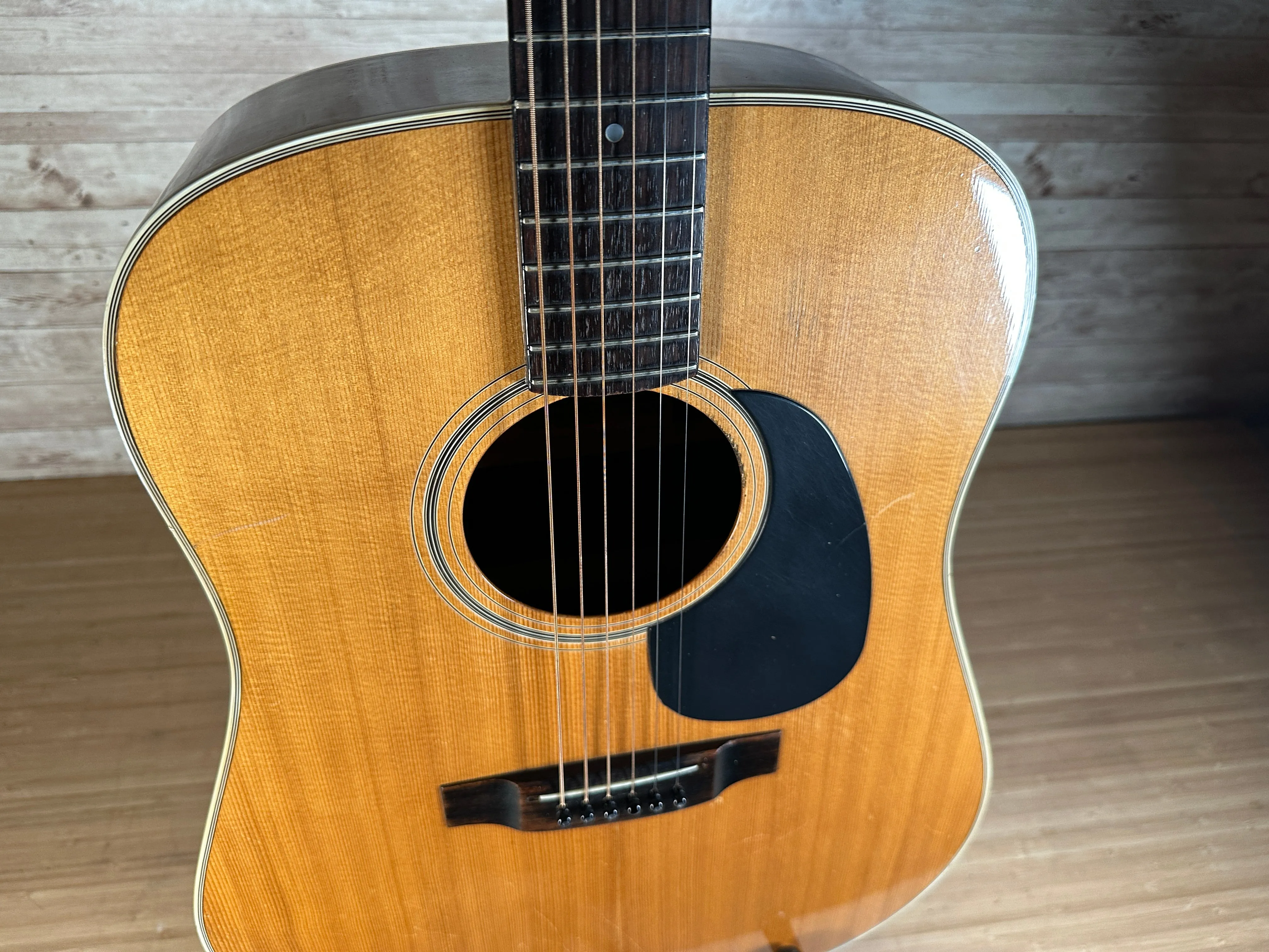 Yamaki AY333S Deluxe Folk Dreadnaught Used